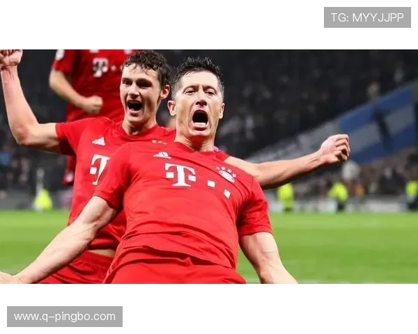 莱万带队能力不足？关键战表现与战术作用解析