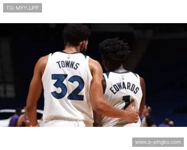 爱德华兹无球跑动制造错位，拉开森林狼进攻空间