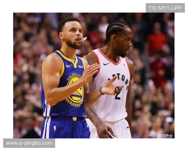 别再搞混了！带你彻底分清阻挡犯规和带球撞人的核心判定标准。