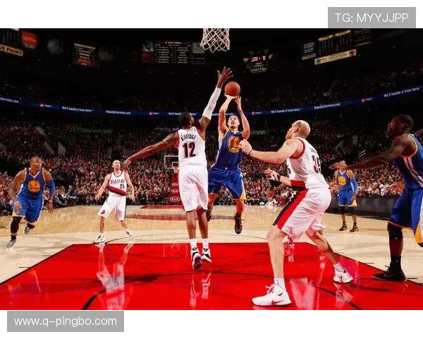 三秒违例解析：在篮下区域究竟待多久才违例？